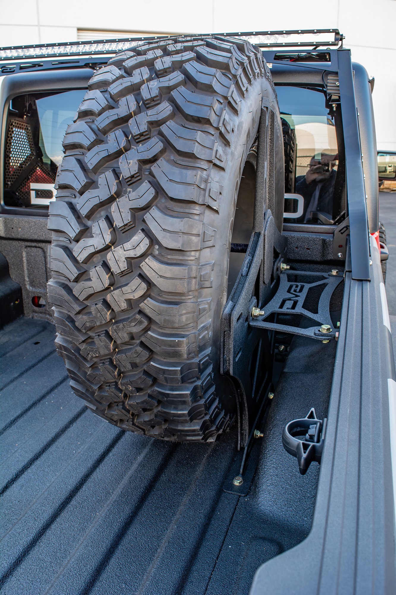 DV8 Offroad Stand Up Spare Tire Mount TCGL-02