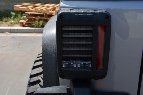 DV8 Offroad LED Tail Light; Horizontal TLJK-01