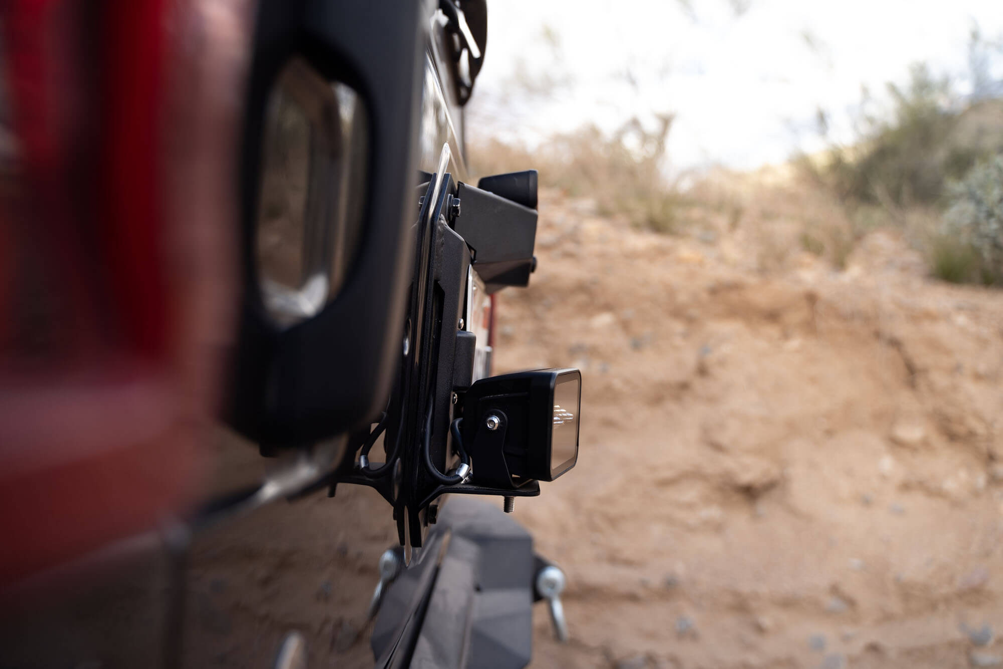 DV8 Offroad 2018-22 Jeep Wrangler JL Spare Tire Delete With Light Mounts TSJL-03