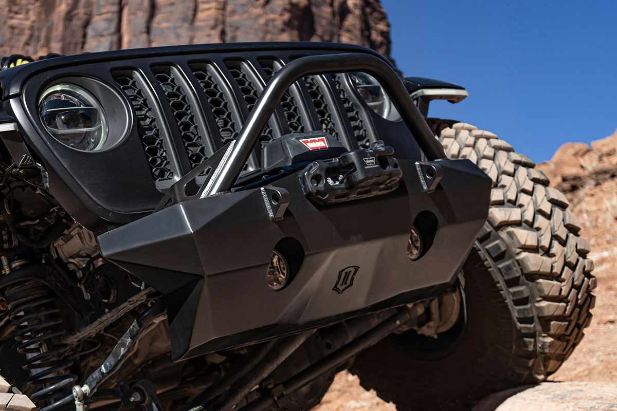 ICON Impact Series Offroad Armor 18-UP JEEP JL / 20-UP JT PRO RECESSED FRONT BUMPER W/ BAR & TABS 25244