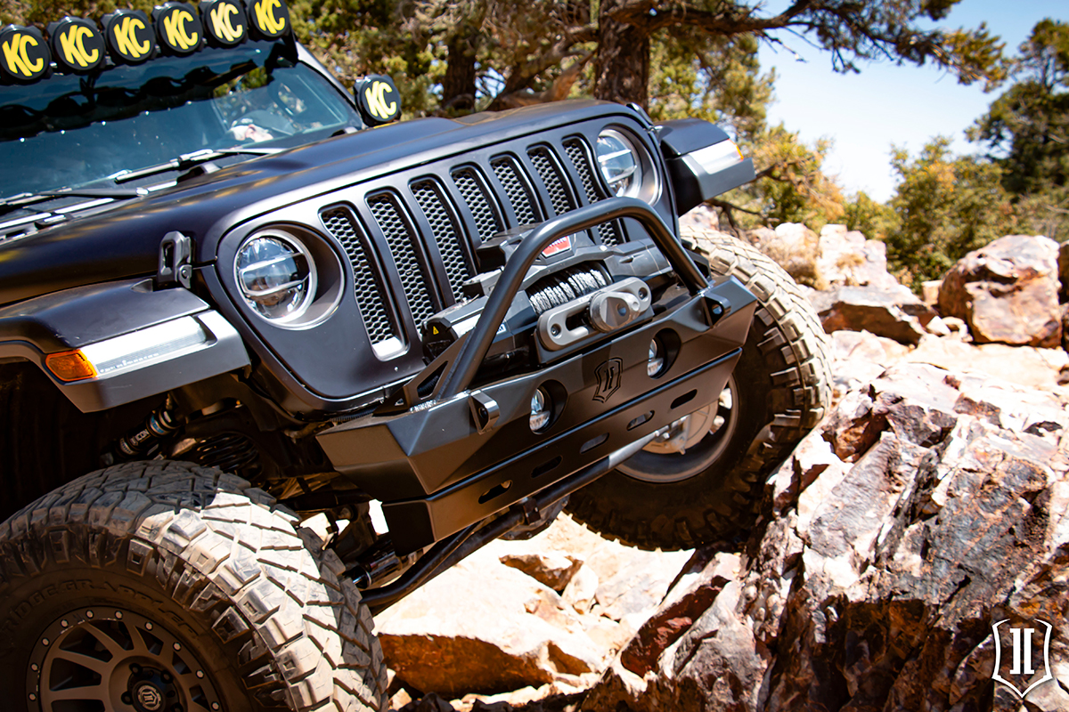 ICON Impact Series Offroad Armor 18-UP JEEP JL / 20-UP JT PRO SERIES FRONT BUMPER W/ BAR & TABS 25164