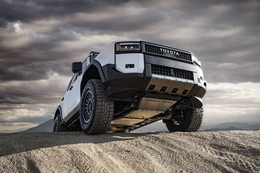 ICON Impact Series Offroad Armor 24-25 LAND CRUISER 250 SERIES/25 4RUNNER FRONT SKID PLATE 56120