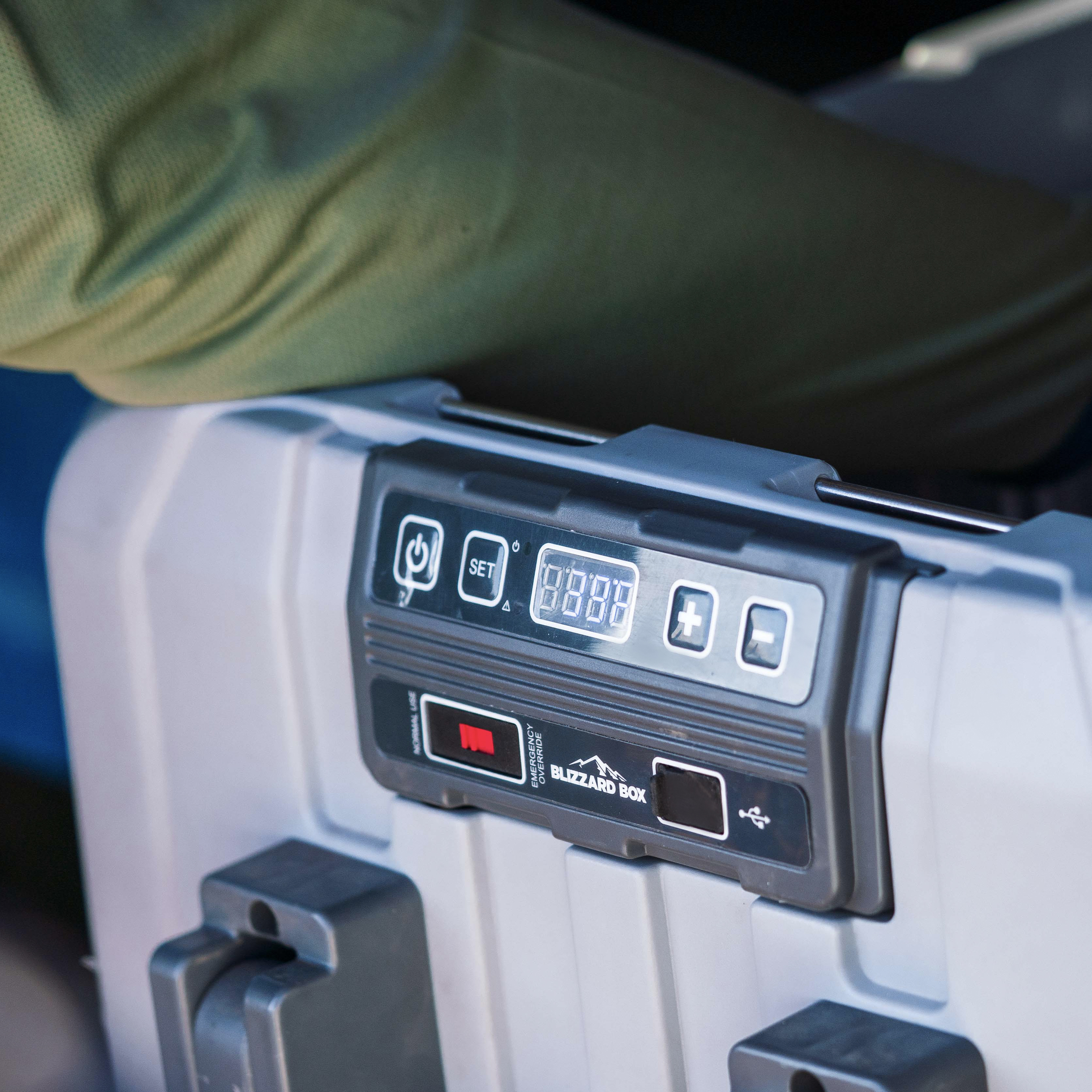 PROJECT X Blizzard Box 41-Quart Portable Electric Cooler AC57245-1