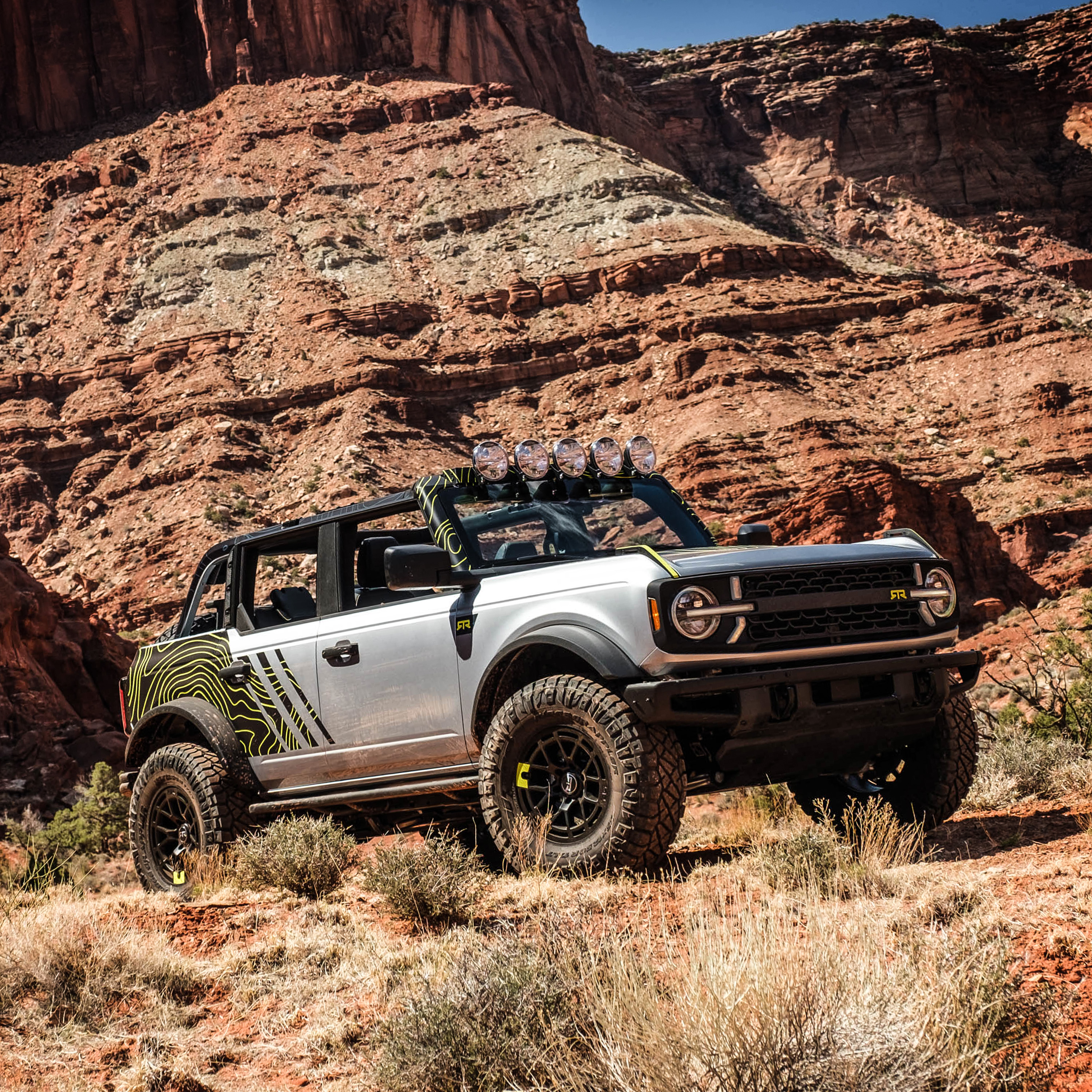 PROJECT X SERIES ONE FF.70 - FREE FORM 7 INCH LED AUXILIARY LIGHT - FLOOD BEAM AL538800-1