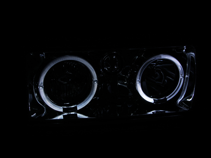 ANZO USA Crystal Headlight Set w/Halo 111092