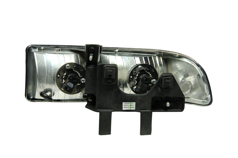 ANZO USA Crystal Headlight Set 111014