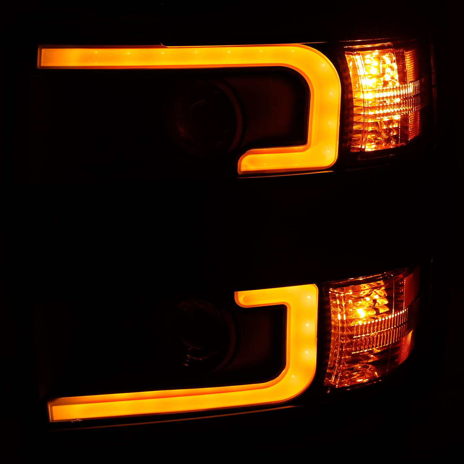 ANZO USA Projector Headlight Set 111364