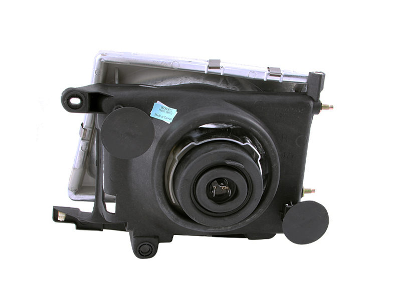 ANZO USA Crystal Headlight Set 121132