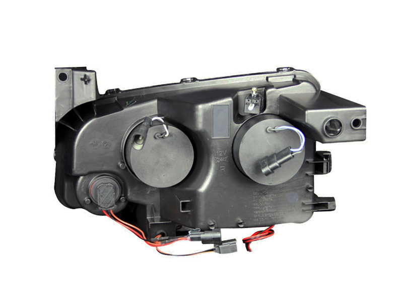 ANZO USA Projector Headlight Set w/Halo 121382