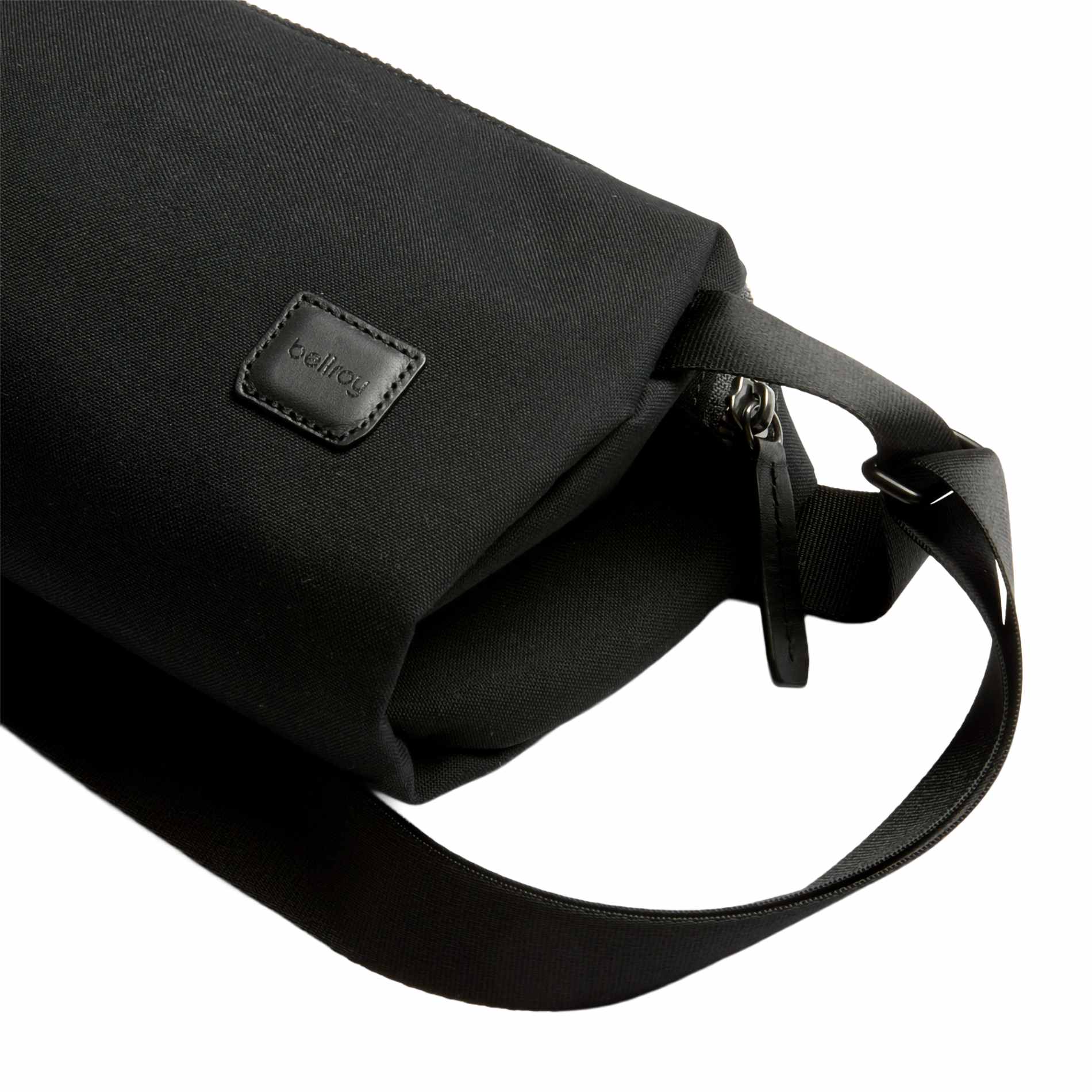 Bellroy Classic Sling 3L 1