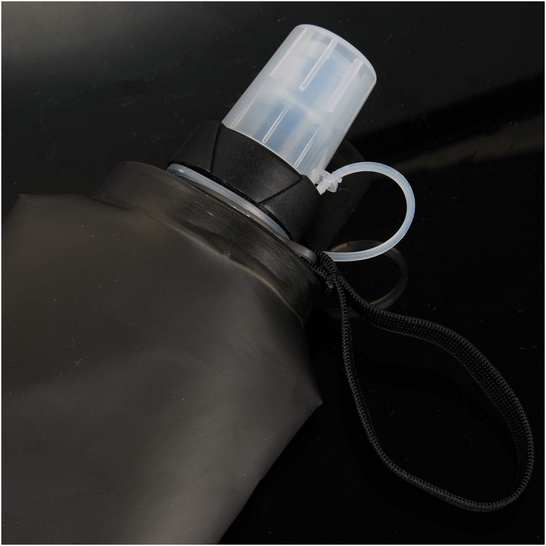 Remy Collapsible Bottle 17oz 1
