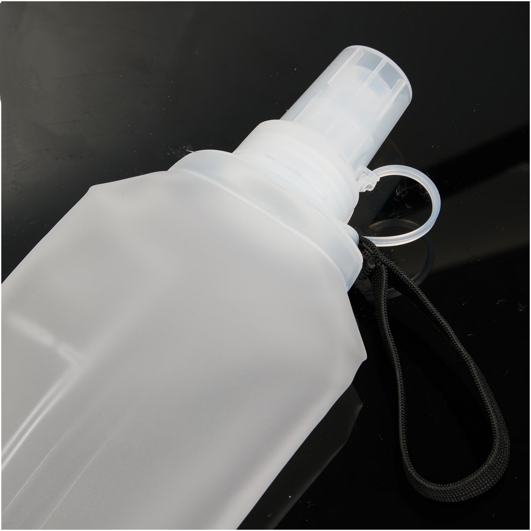 Remy Collapsible Bottle 17oz 1