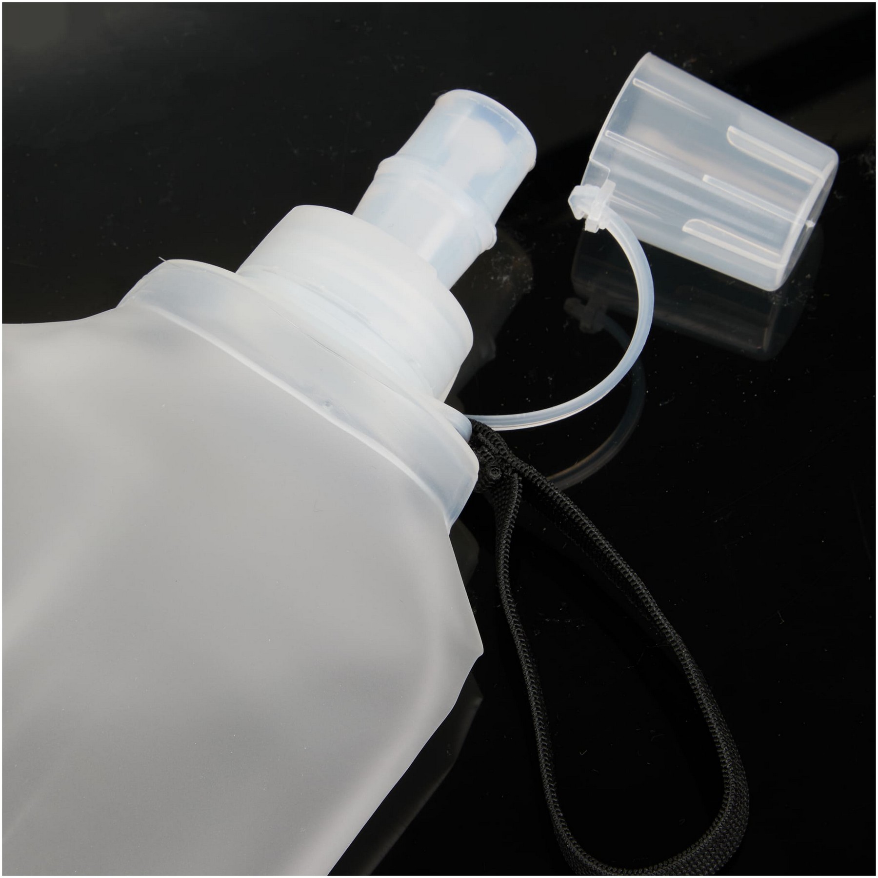 Remy Collapsible Bottle 17oz 1
