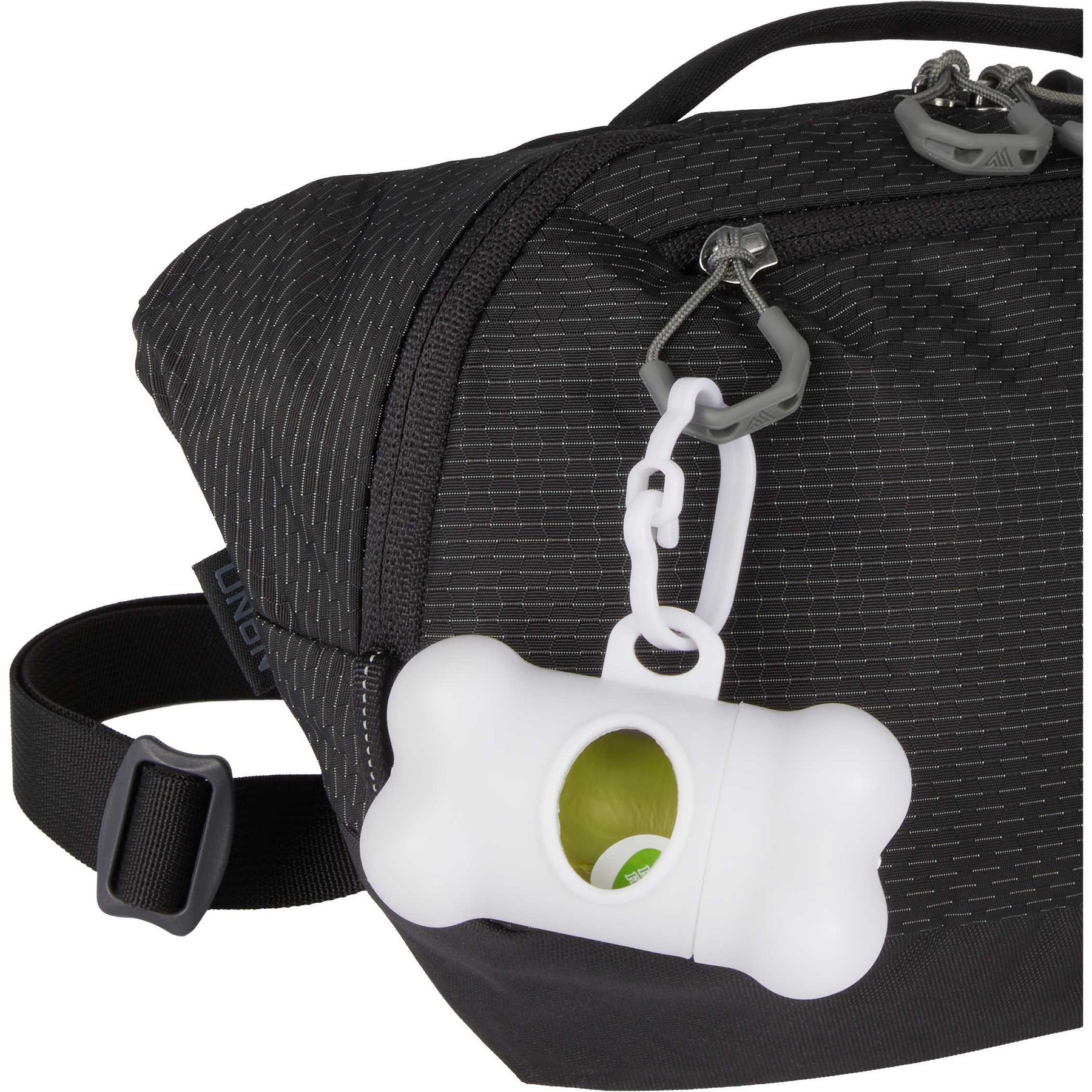 Dog Waste Bag Dispenser with Recycled Bags 1