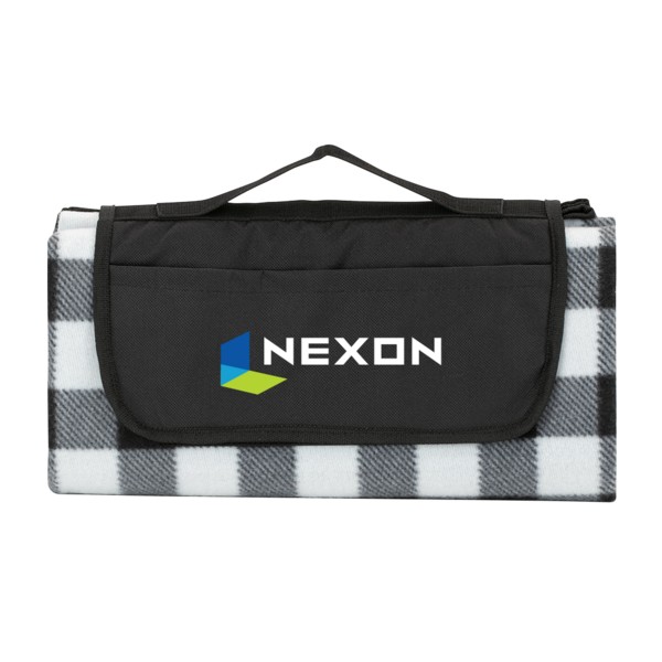 Plaid Picnic Blanket 1
