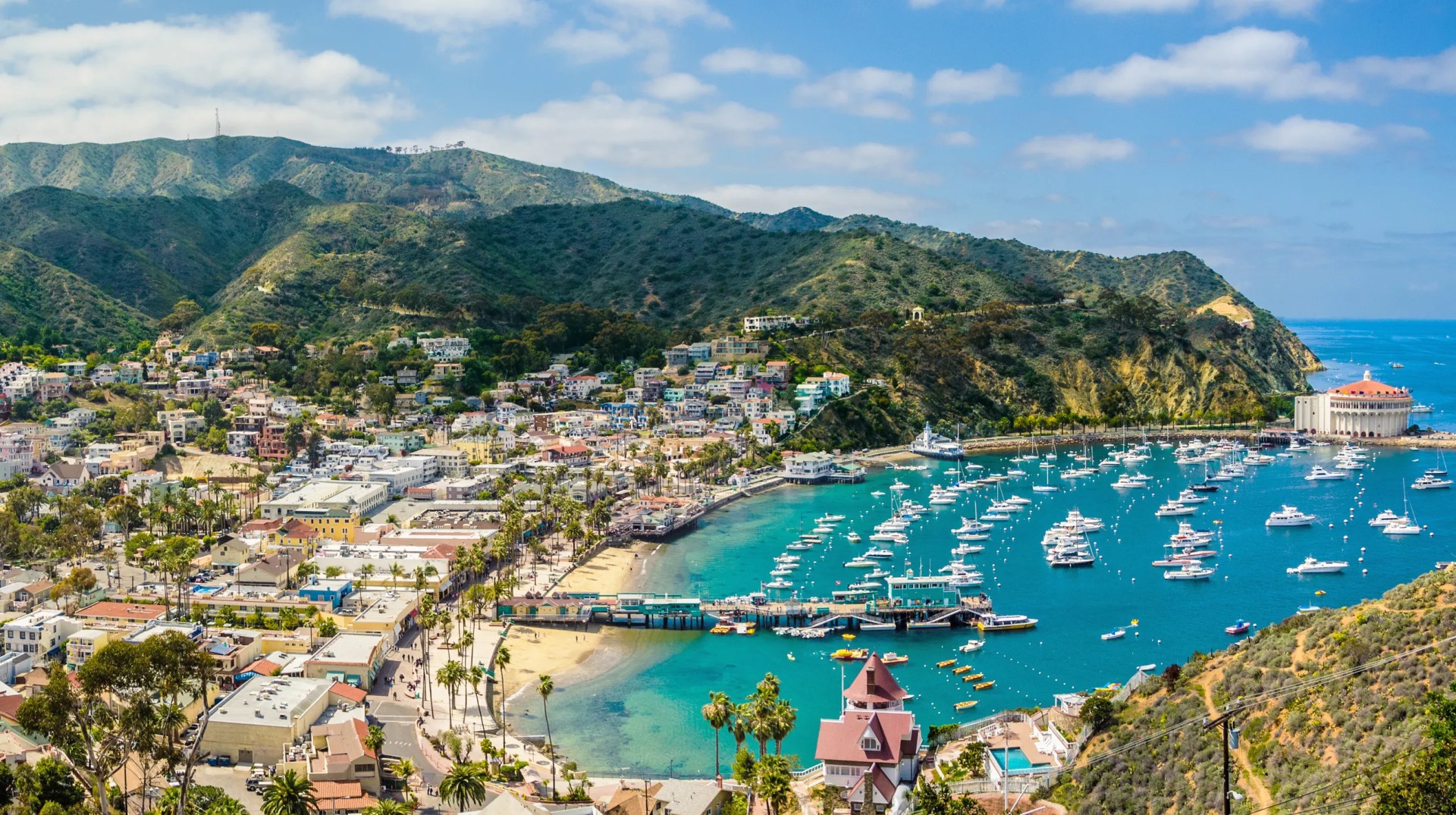 13 Best Beach Towns on the West Coast 13 Best Beach Towns on the West Coast