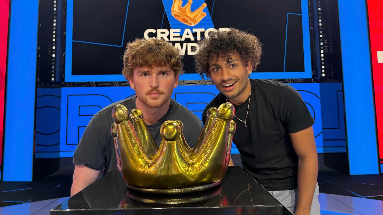 ROBLOX CREATOR SHOWDOWN – Red Team ROBLOX CREATOR SHOWDOWN – Red Team