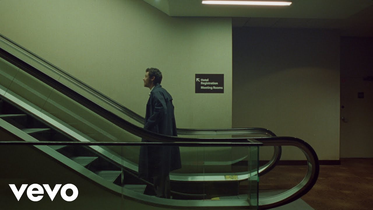 Harry Styles – Aperture (Official Video) Harry Styles – Aperture (Official Video)