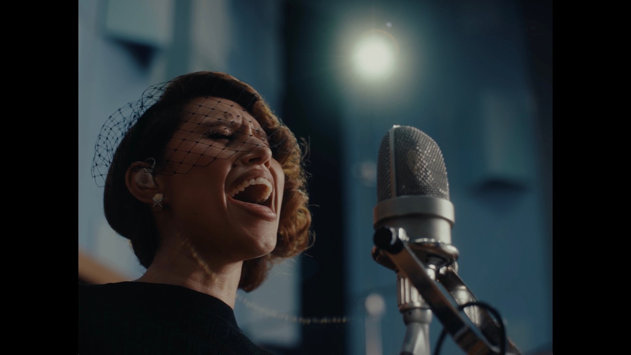 RAYE – Nightingale Lane. (Live at Abbey Road Studios) RAYE – Nightingale Lane. (Live at Abbey Road Studios)