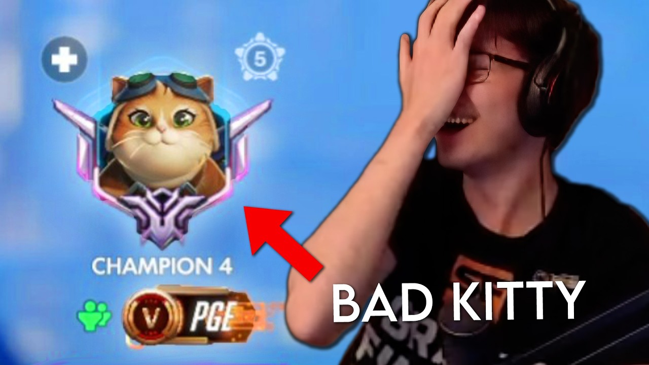 He’s the worst cat of all time He’s the worst cat of all time