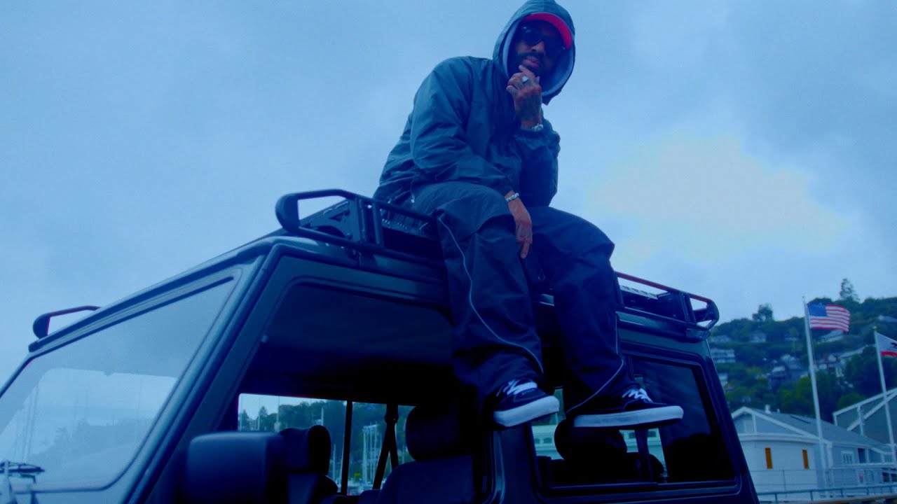 Larry June – Who Coppin’ (Official Video) Larry June – Who Coppin’ (Official Video)