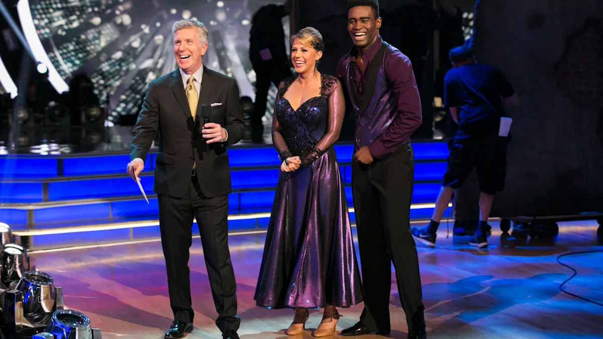 ‘DWTS’ Alum Jodie Sweetin Delivers Unexpected Warning to Danielle Fishel ‘DWTS’ Alum Jodie Sweetin Delivers Unexpected Warning to Danielle Fishel