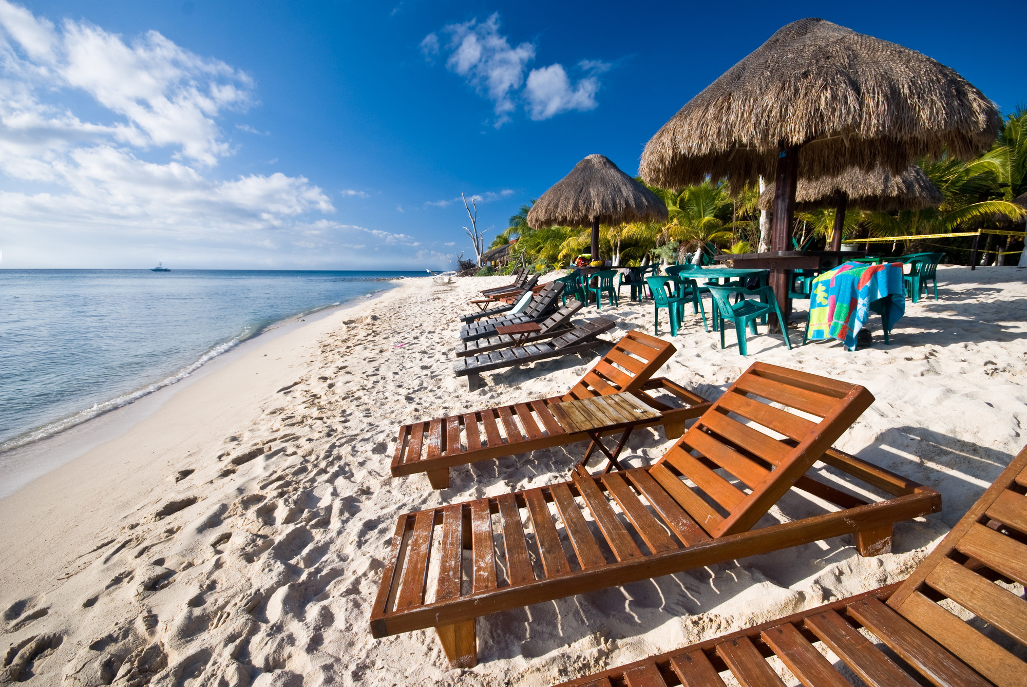 The Ultimate Guide To The Best Beach Vacations Around The World The Ultimate Guide To The Best Beach Vacations Around The World
