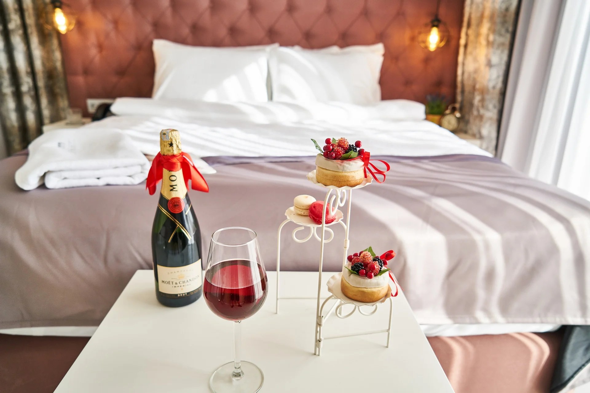 Simple Hotel Booking For Couples: Creating The Perfect Romantic Getaway Simple Hotel Booking For Couples: Creating The Perfect Romantic Getaway