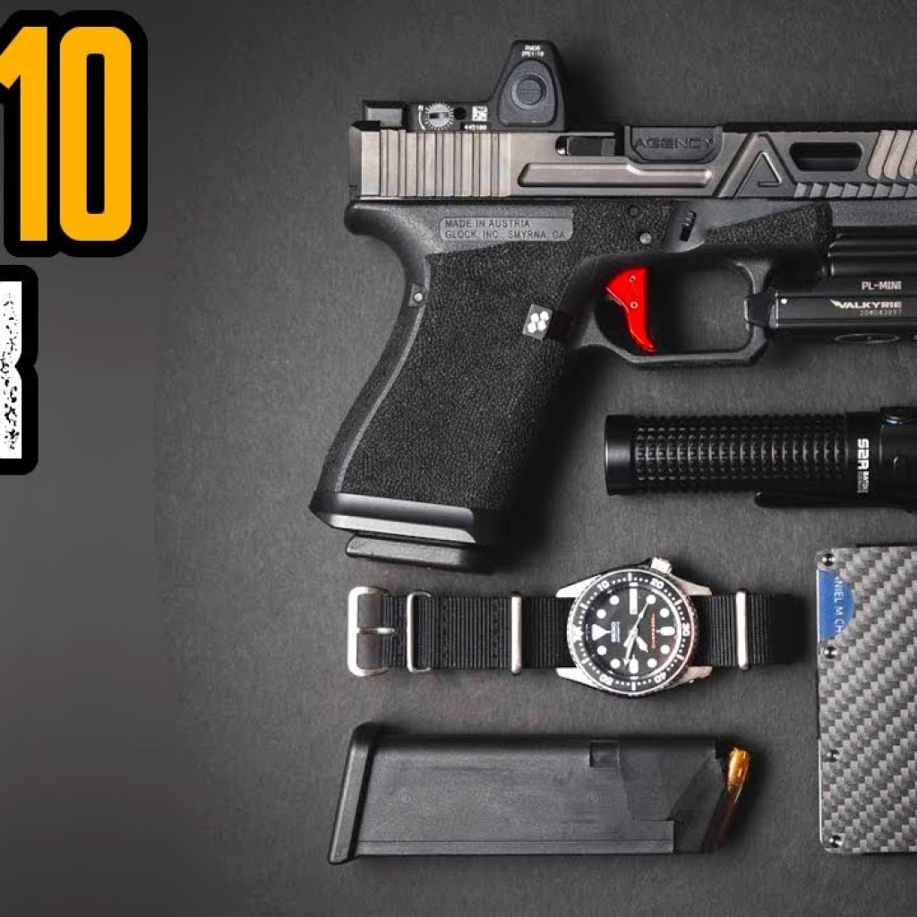TOP 10 ALL BLACK EDC GEAR & GADGETS 2022 TOP 10 ALL BLACK EDC GEAR & GADGETS 2022