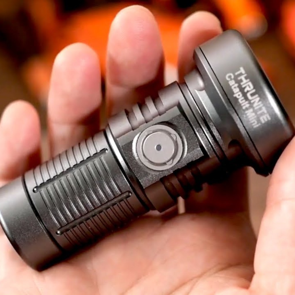 Best Mini Flashlight | Thrunite Catapult Mini Review Best Mini Flashlight | Thrunite Catapult Mini Review