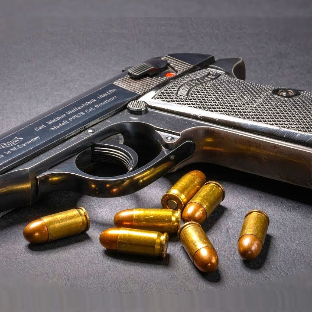 TOP 5 BEST SELF-DEFENSE HANDGUNS FOR UNDER 0 TOP 5 BEST SELF-DEFENSE HANDGUNS FOR UNDER 0