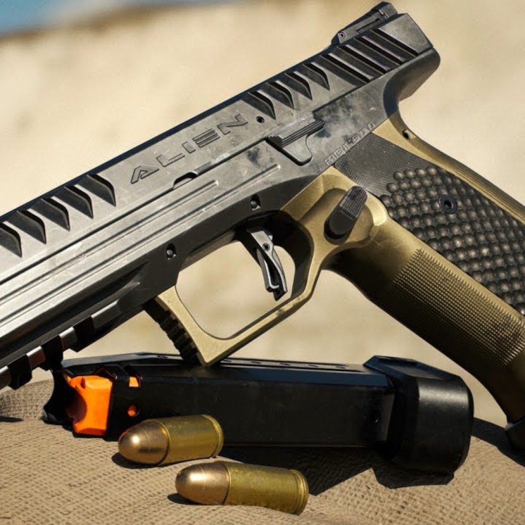 TOP 10 BEST 9MM PISTOLS IN THE WORLD 2022 TOP 10 BEST 9MM PISTOLS IN THE WORLD 2022
