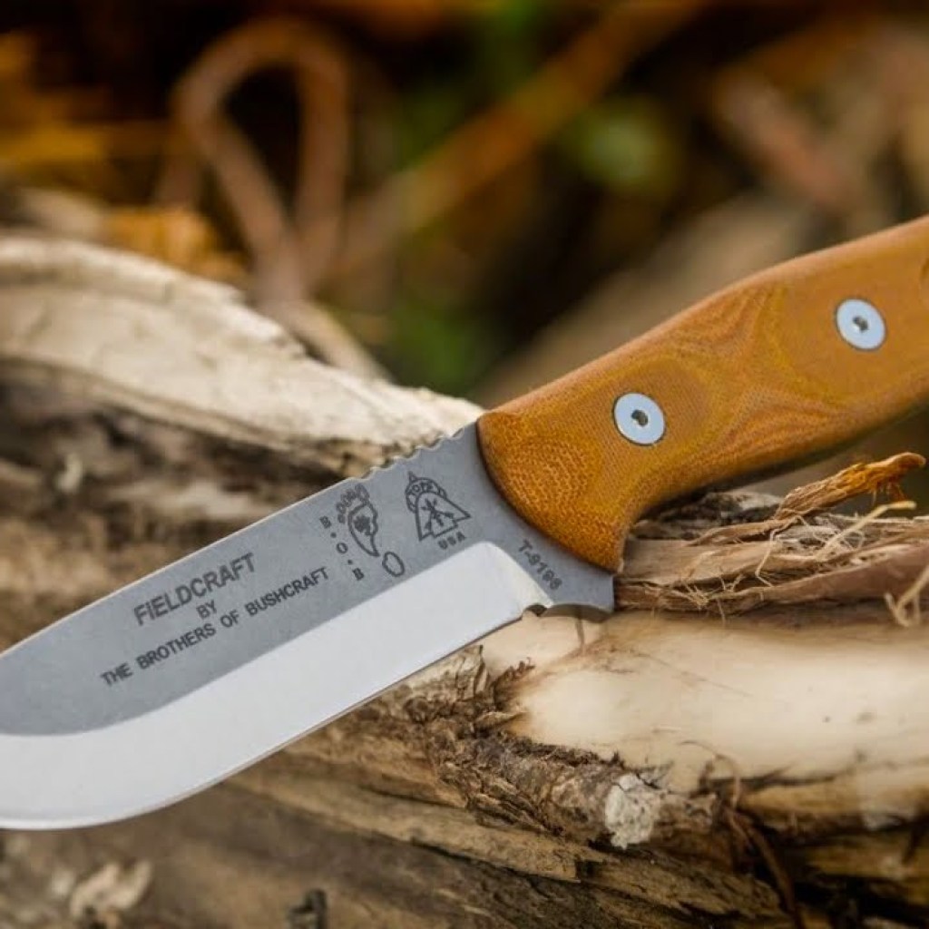 Top 5 Best Bushcraft Knives for Outdoor Survival & Wilderness Top 5 Best Bushcraft Knives for Outdoor Survival & Wilderness