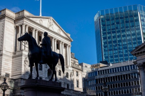 Bank of England metà le previsioni di crescita e tagli i tassi al 4,5% Bank of England metà le previsioni di crescita e tagli i tassi al 4,5%
