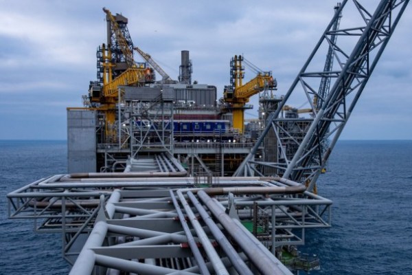 Equinor scale le energie rinnovabili spinge 7 anni dopo aver abbandonato “olio” dal suo nome Equinor scale le energie rinnovabili spinge 7 anni dopo aver abbandonato “olio” dal suo nome