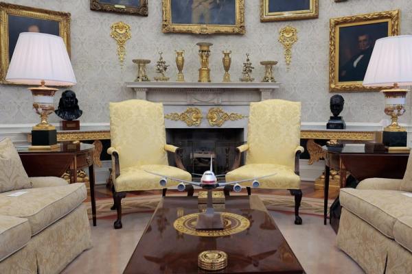 La diplomazia schiaffo di Donald Trump La diplomazia schiaffo di Donald Trump