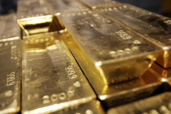 L’oro colpisce $ 3,500 per la prima volta mentre l’attacco di Donald Trump ai mercati di Rattles Jay Powell L’oro colpisce $ 3,500 per la prima volta mentre l’attacco di Donald Trump ai mercati di Rattles Jay Powell