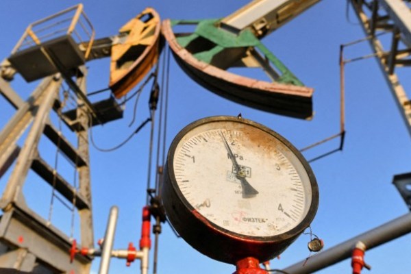 Il Regno Unito colpisce figure chiave nel commercio di petrolio russo con sanzioni Il Regno Unito colpisce figure chiave nel commercio di petrolio russo con sanzioni