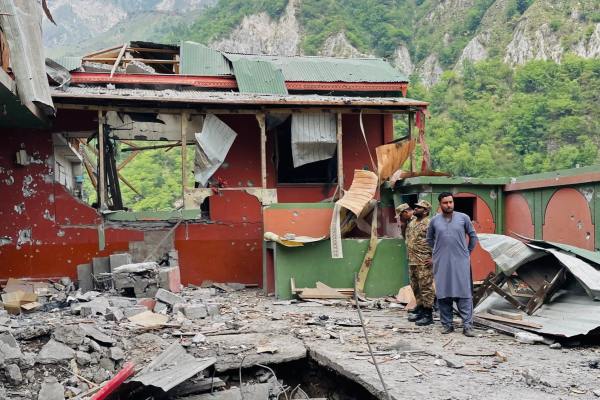 Attacco nel cuore del Kashmir: Pakistanis Voice Paura dopo gli scioperi mortali Attacco nel cuore del Kashmir: Pakistanis Voice Paura dopo gli scioperi mortali