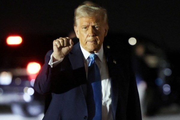 Trump affronta un contraccolpo dagli affari mentre le tariffe accendono le paure dell’inflazione Trump affronta un contraccolpo dagli affari mentre le tariffe accendono le paure dell’inflazione