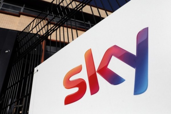 Sky taglia 2.000 posti di lavoro mentre sposta più servizi clienti online Sky taglia 2.000 posti di lavoro mentre sposta più servizi clienti online