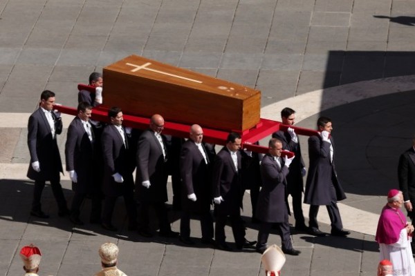 I leader mondiali partecipano alla messa funebre di Papa a Roma I leader mondiali partecipano alla messa funebre di Papa a Roma