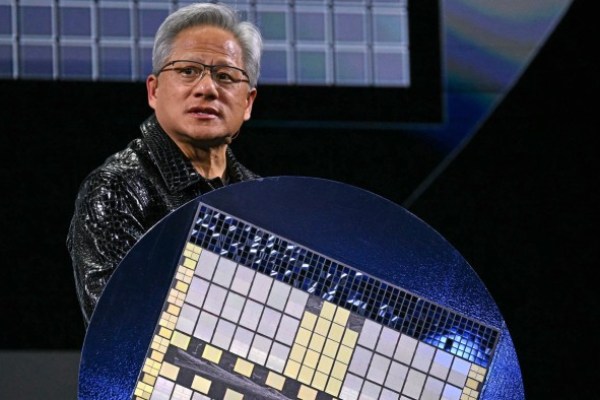 Il boss di Nvidia Jensen Huang ha incontrato Donald Trump alla Casa Bianca Il boss di Nvidia Jensen Huang ha incontrato Donald Trump alla Casa Bianca