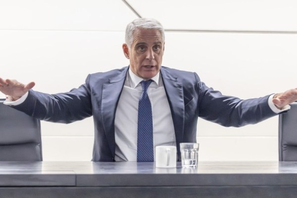 Andrea Orcel afferma che la svolta dell’Ucraina potrebbe sbloccare la vendita dell’unità Russia di Unicredit Andrea Orcel afferma che la svolta dell’Ucraina potrebbe sbloccare la vendita dell’unità Russia di Unicredit