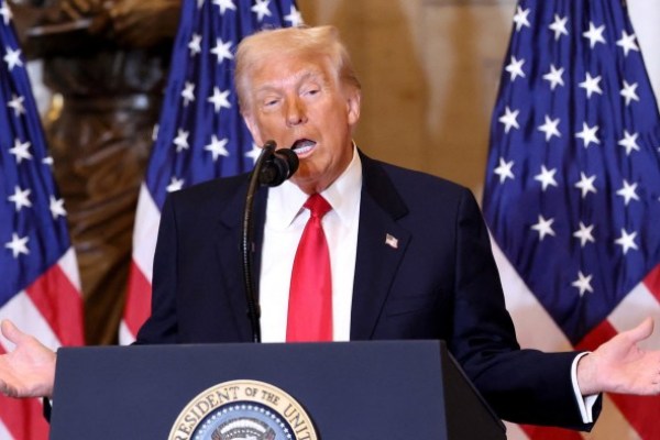 Donald Trump afferma che Gaza sarà “consegnato agli Stati Uniti da Israele” Donald Trump afferma che Gaza sarà “consegnato agli Stati Uniti da Israele”