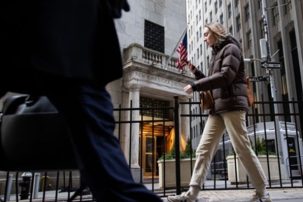 Le azioni globali cadono mentre Wall Street si dirige per ulteriori cali Le azioni globali cadono mentre Wall Street si dirige per ulteriori cali