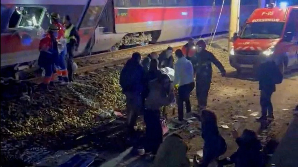 At least 21 killed in Spain after crash involving high-speed trains At least 21 killed in Spain after crash involving high-speed trains