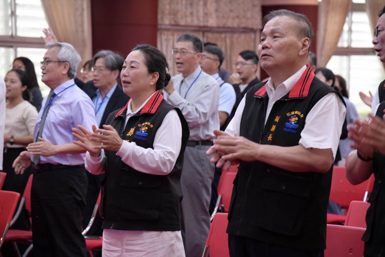 縣府六月份祈禱早餐會 縣長徐榛蔚勉縣府團隊 為花蓮重建擘劃希望未來 縣府六月份祈禱早餐會 縣長徐榛蔚勉縣府團隊 為花蓮重建擘劃希望未來