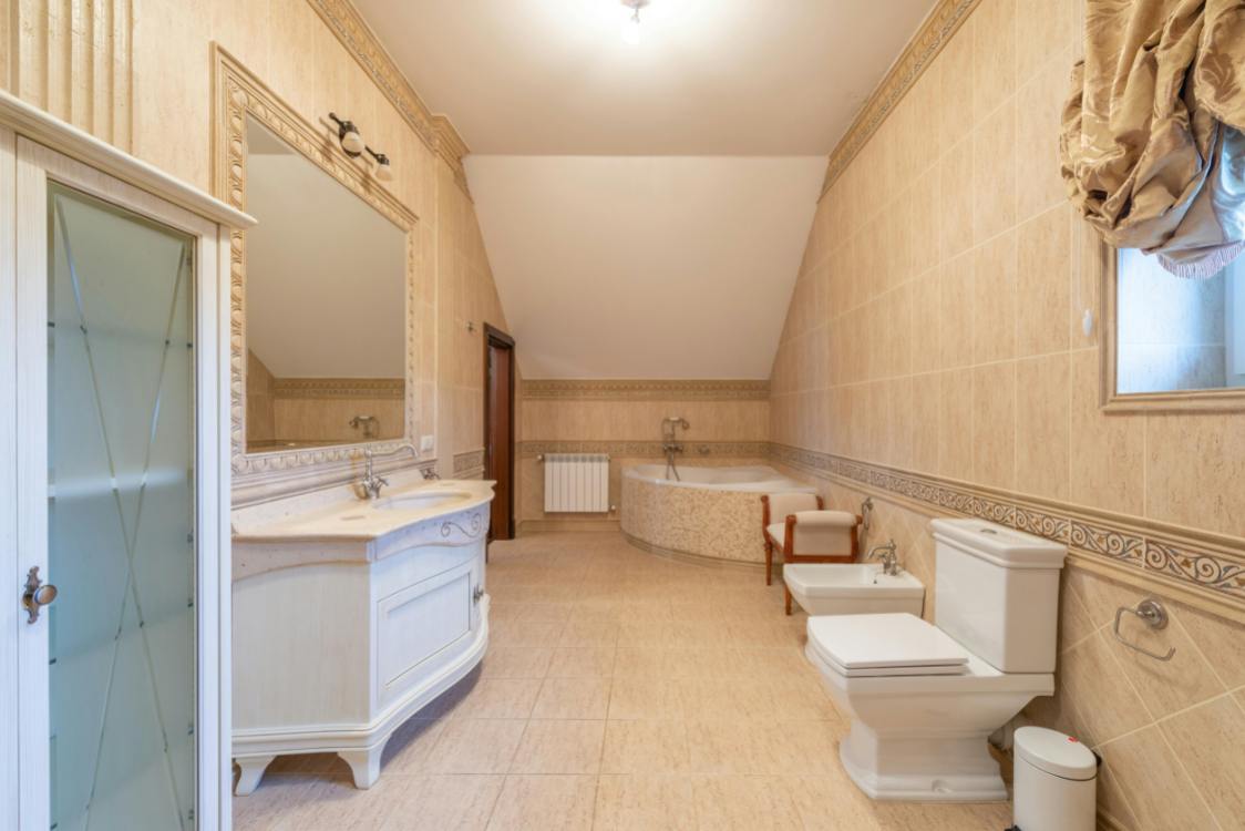 Choosing the Ideal Size of Bathroom Furniture Choosing the Ideal Size of Bathroom Furniture