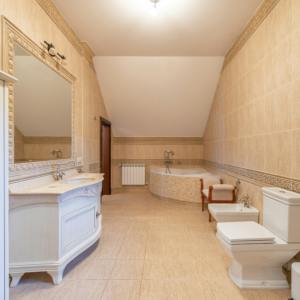 Choosing the Ideal Size of Bathroom Furniture Choosing the Ideal Size of Bathroom Furniture